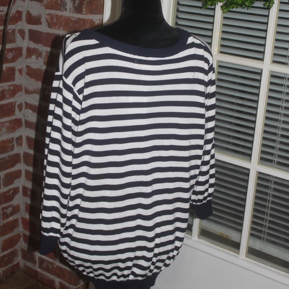C.D. DANIELS NAVY WHITE STRIPE BEADED Embellushed Top NWT $56 Size 2X - Picture 3 of 8